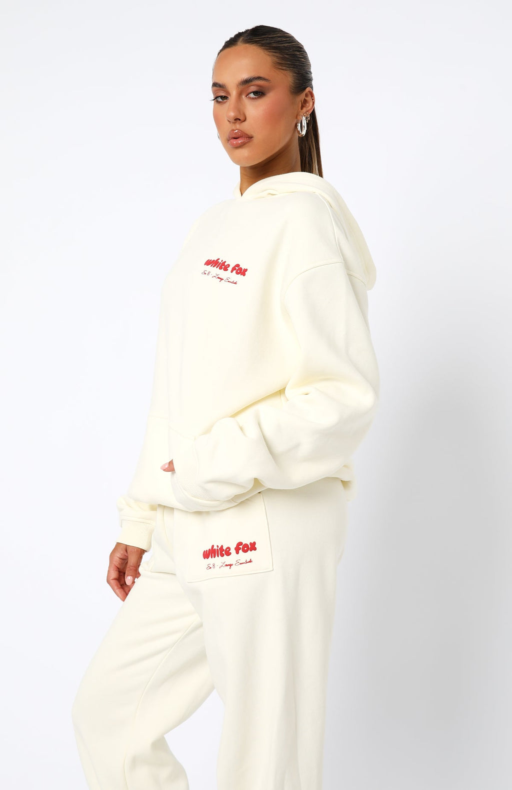 Era 8 Oversized Hoodie Cherry CreamM/L