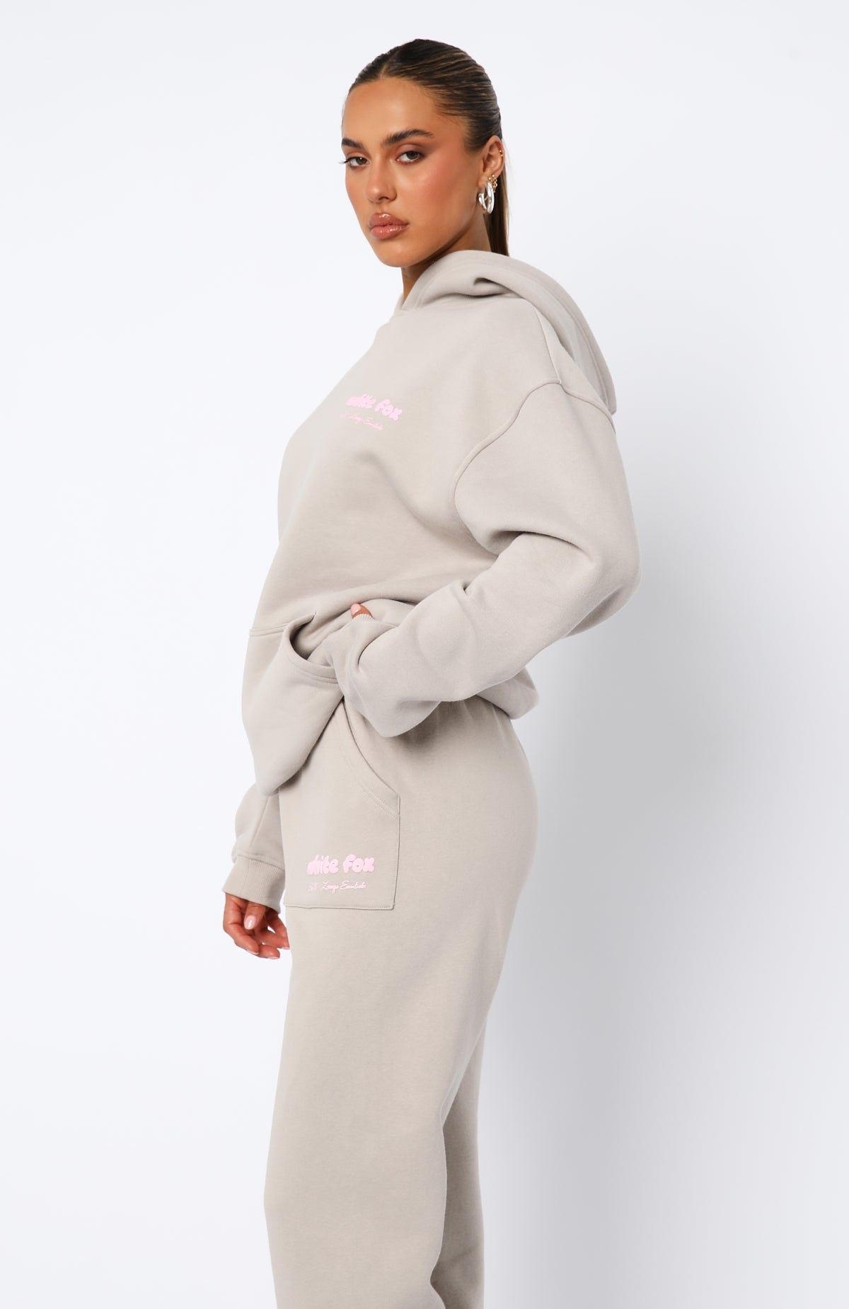 Era 8 Oversized Hoodie MooncakeS/M