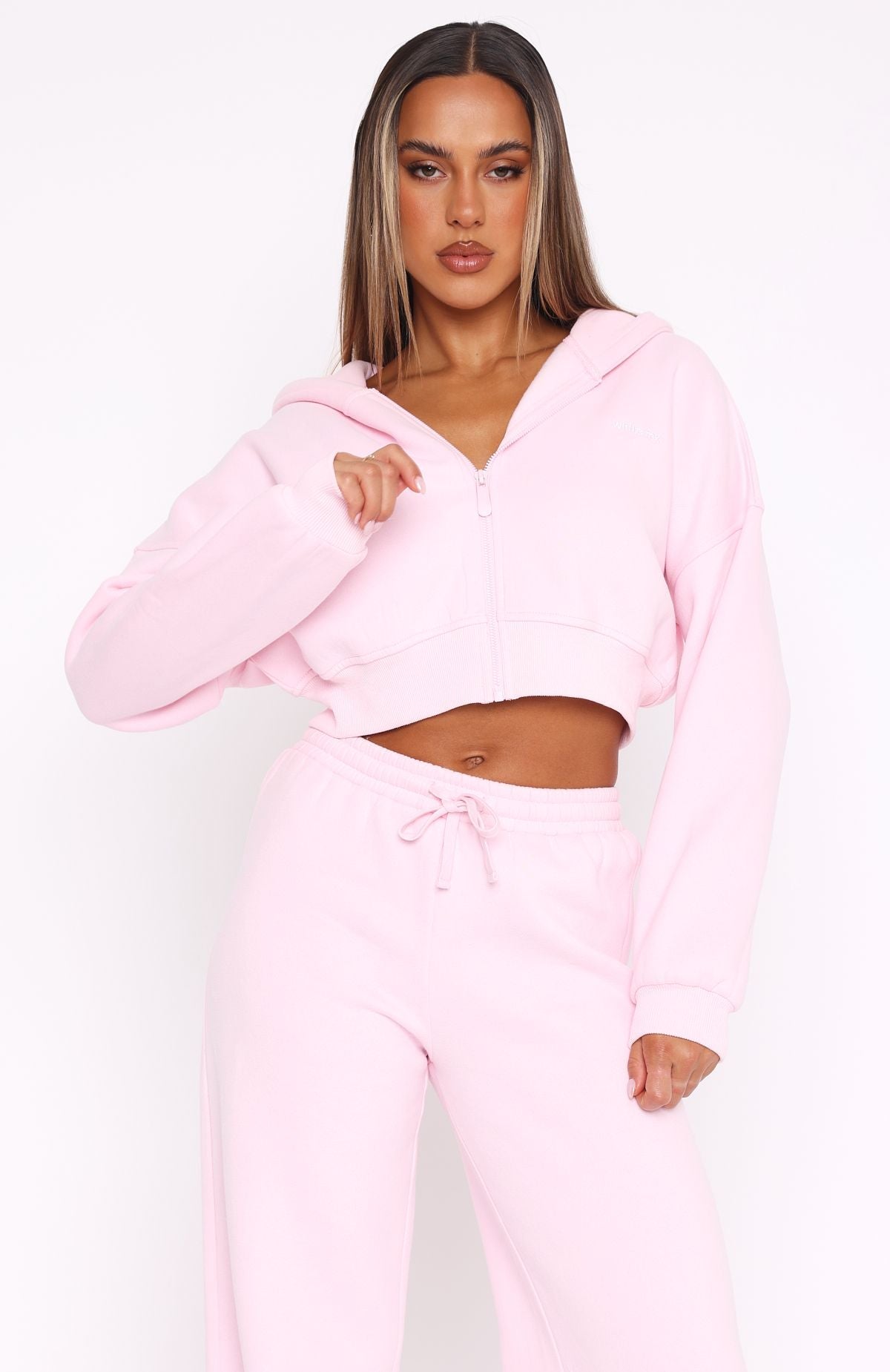 She's Effortless Cropped Hoodie PosyL/XL