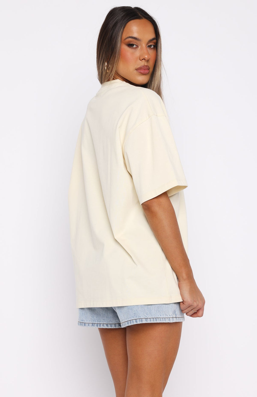 The Heart Doesn't Lie Oversized Tee CreamS/M