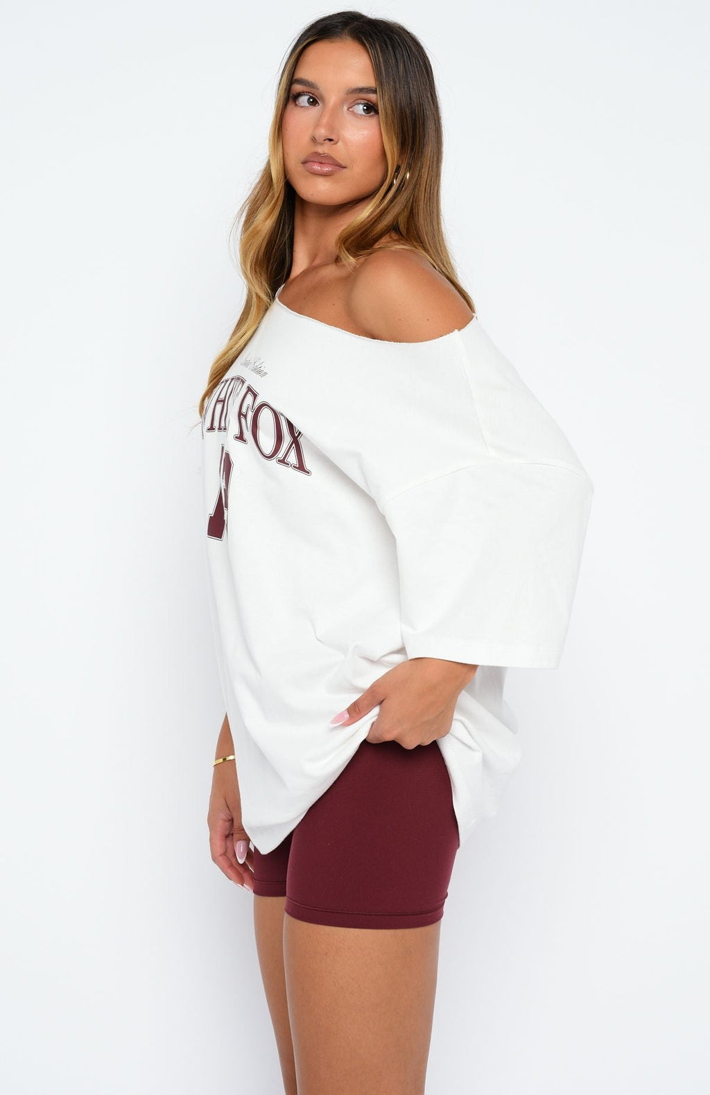 Everything In Time Off Shoulder Oversized Tee WhiteS/M