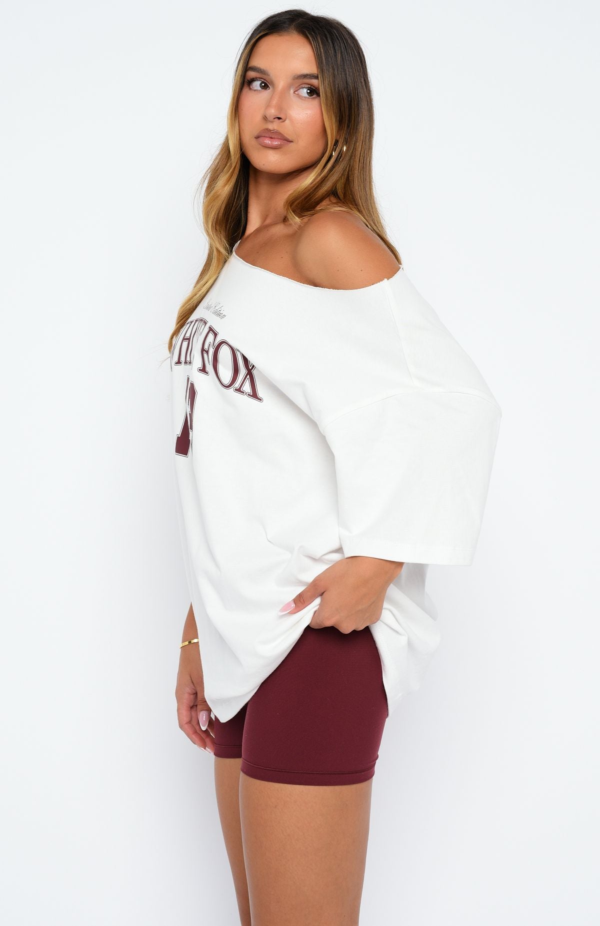 Everything In Time Off Shoulder Oversized Tee WhiteS/M