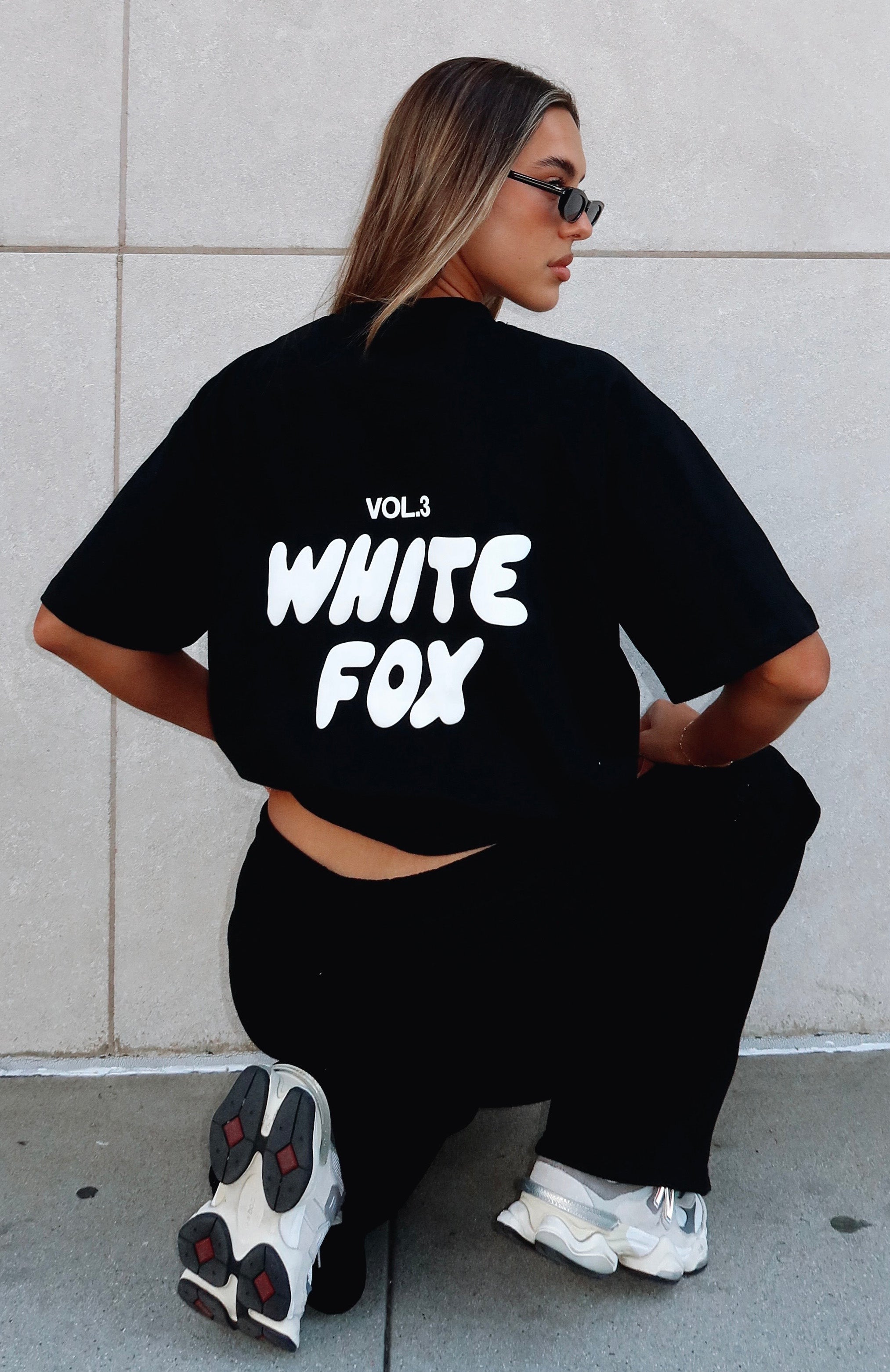 Offstage Back Graphic Oversized Tee MonochromeM/L