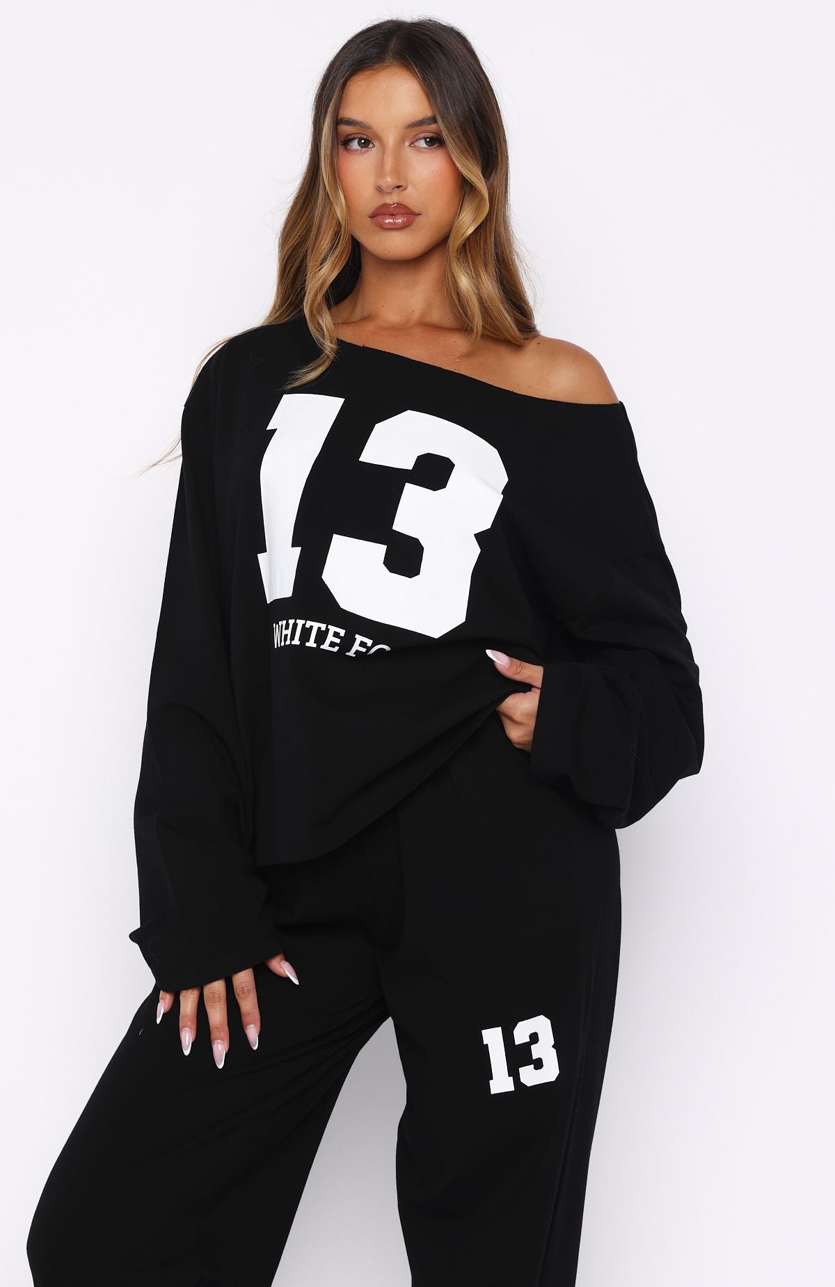 Only One Left Off Shoulder Oversized Long Sleeve Tee BlackXXS/XS