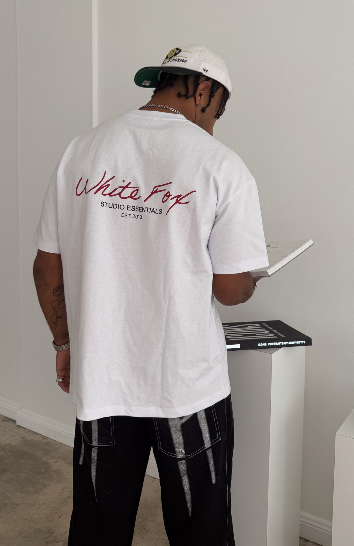 Studio Essentials Oversized Tee WhiteL/XL