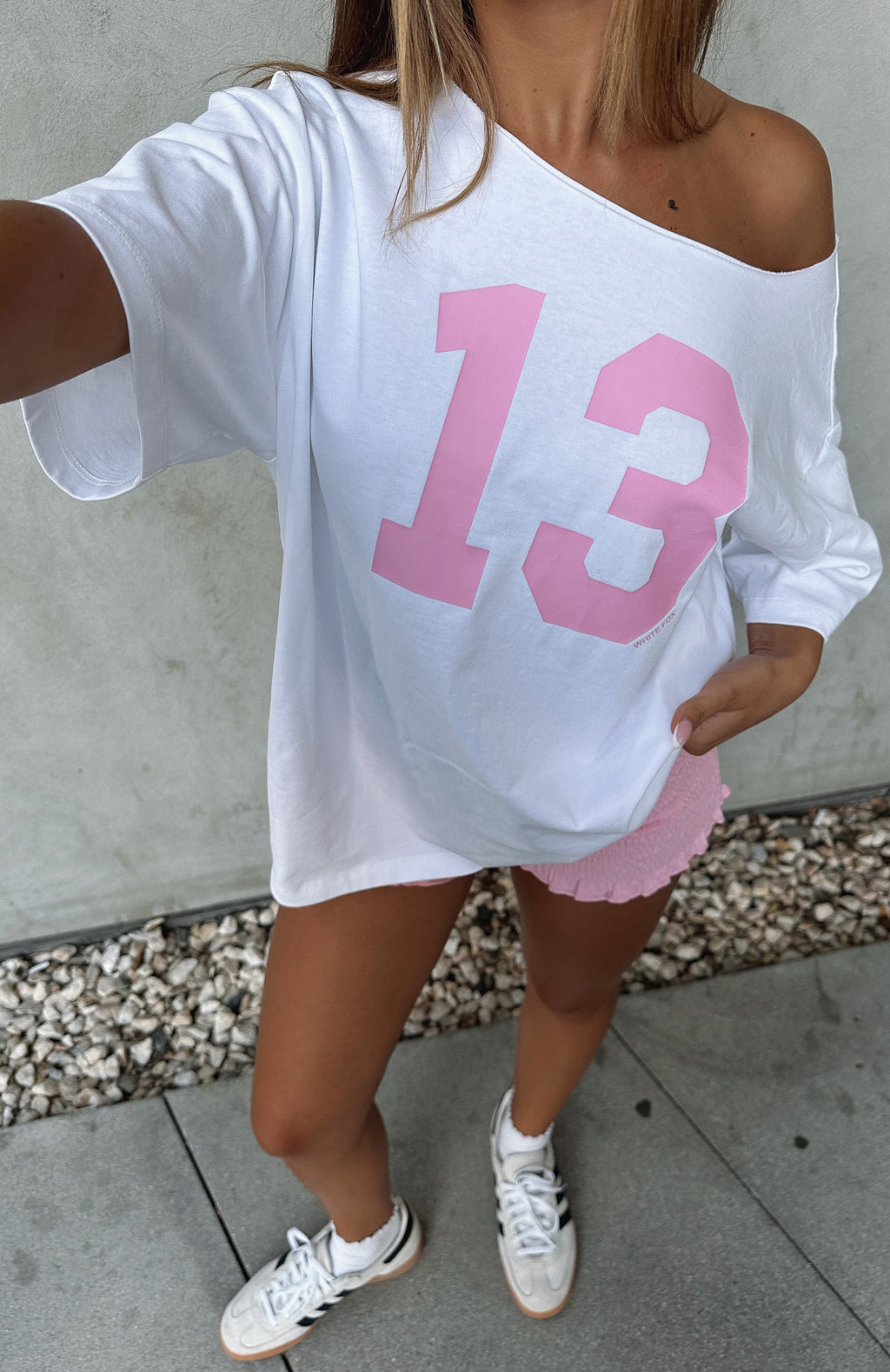 Trial Run Off Shoulder Oversized Tee WhiteM/L