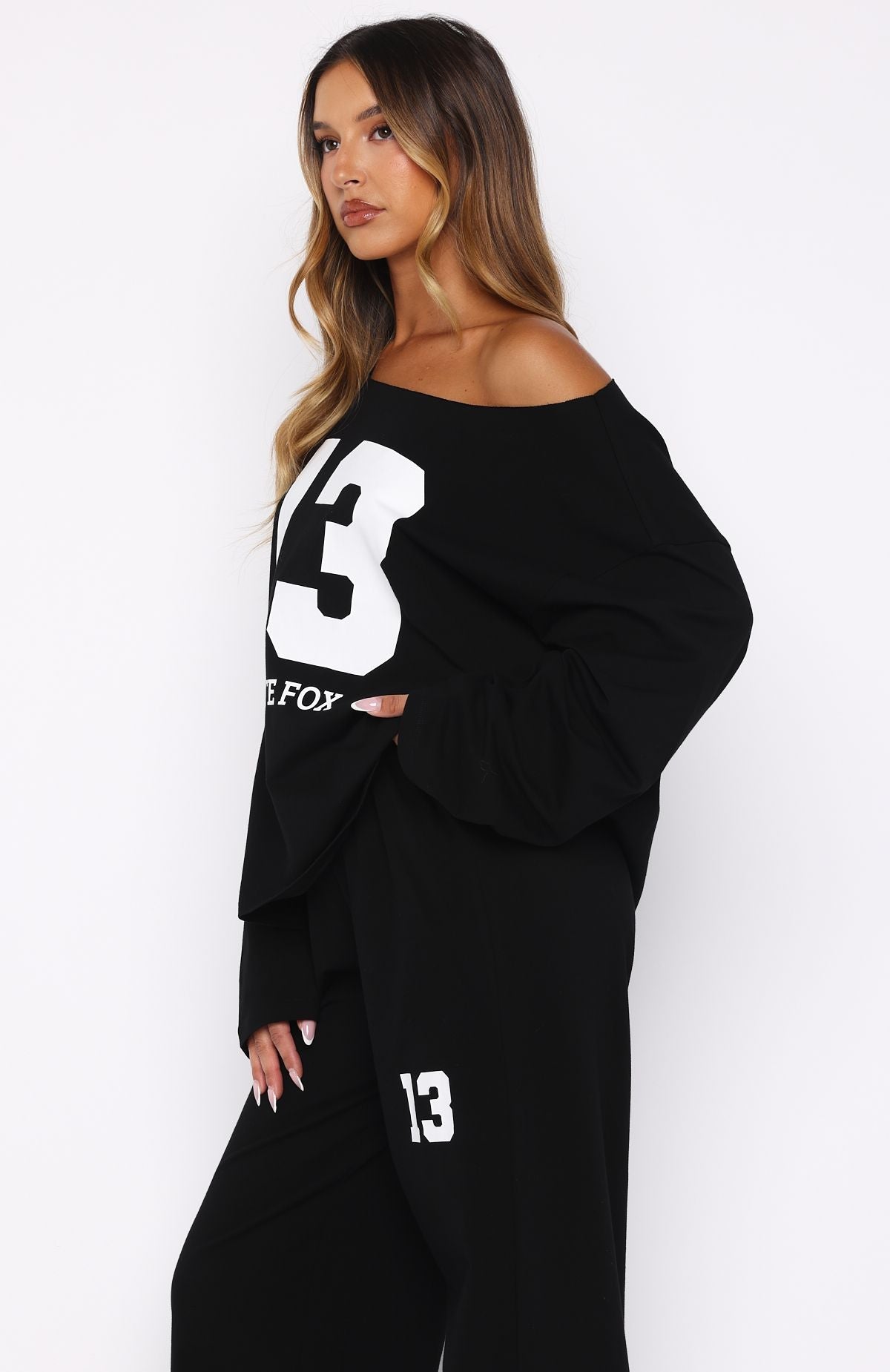 Only One Left Off Shoulder Oversized Long Sleeve Tee BlackXS/S