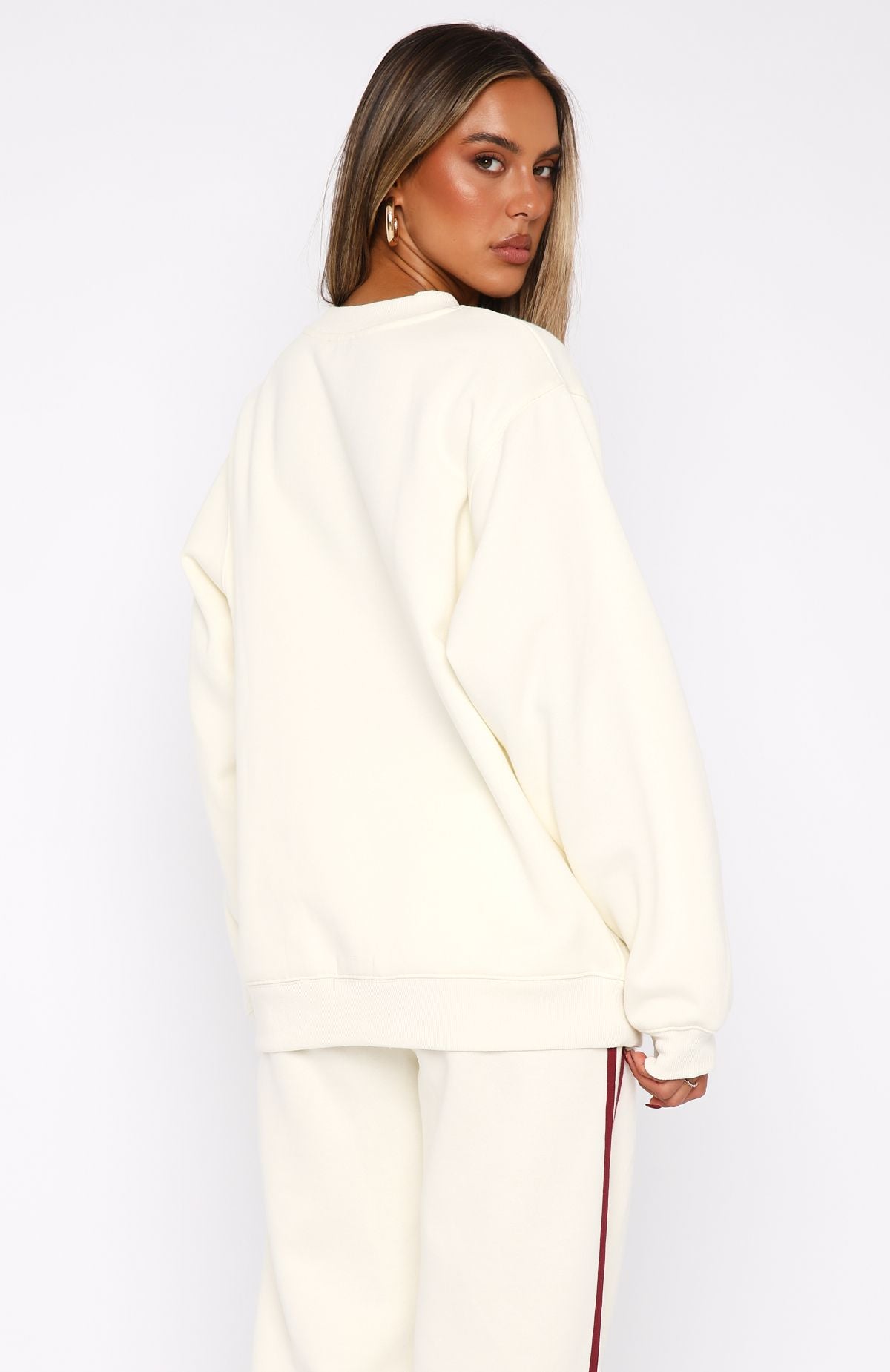11th Street Concrete Jungle Oversized Sweater Cake BatterS/M