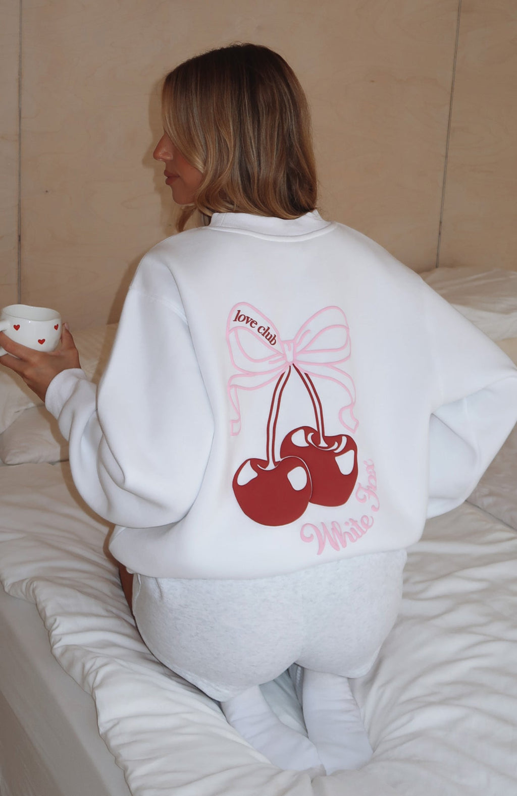 Fell So Hard Oversized Sweater WhiteM/L