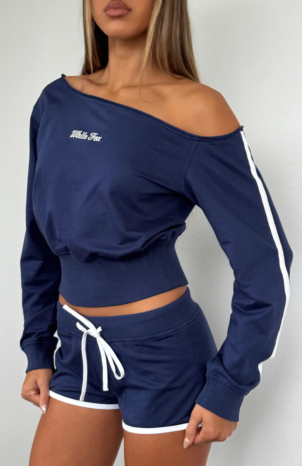 High Roller Off Shoulder Long Sleeve Sweater NavyM/L