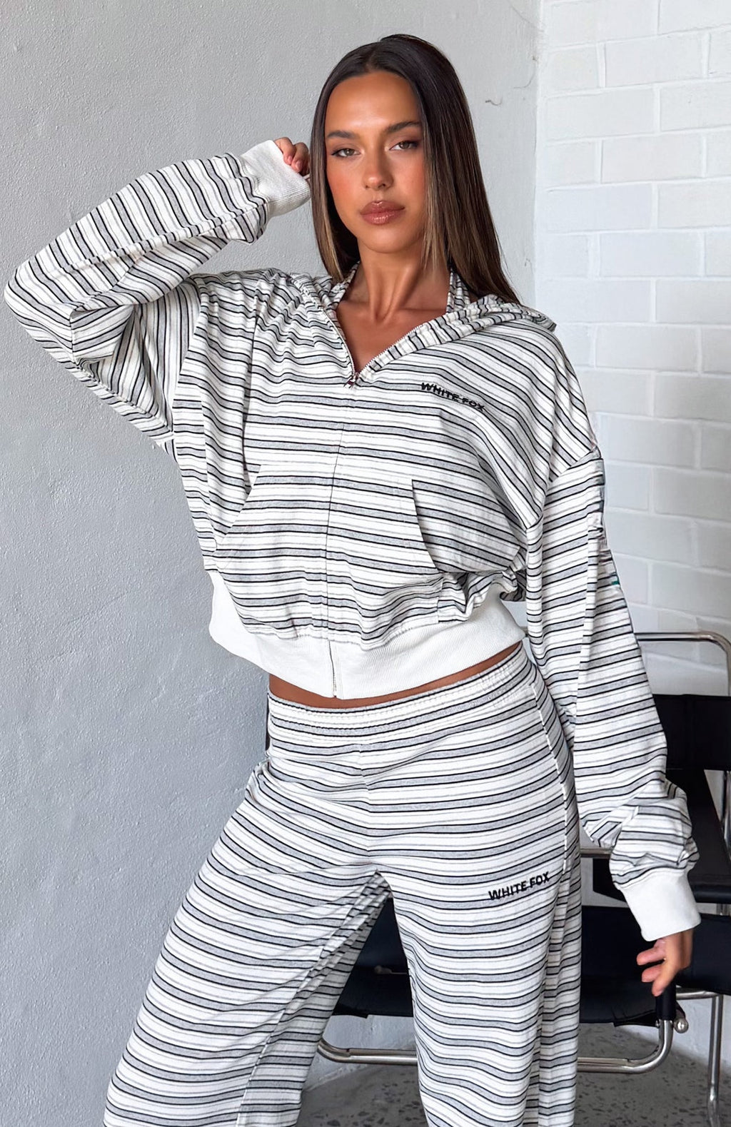 Looking Back Boxy Zip Front Hoodie White StripeXL/XXL