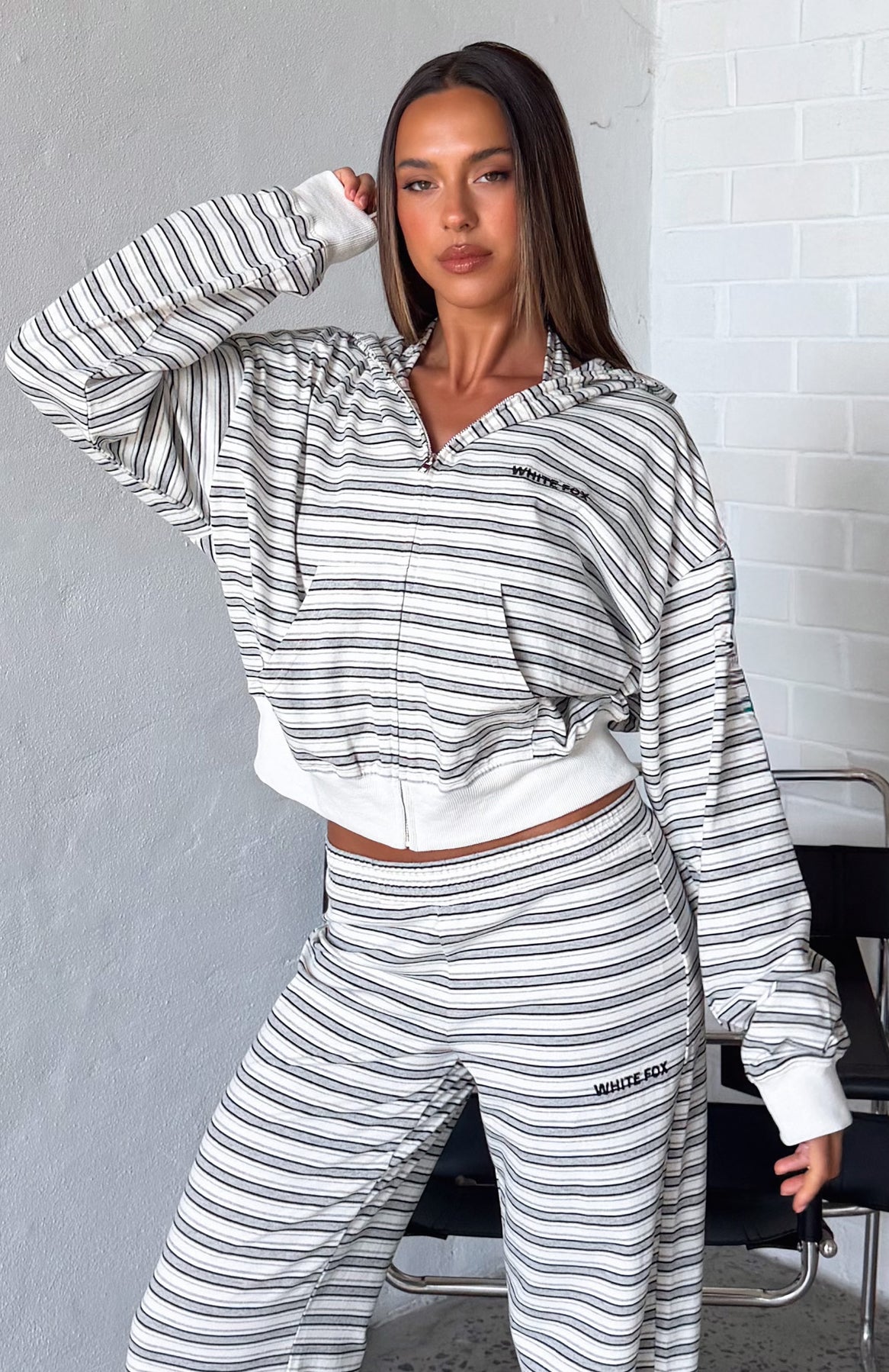 Looking Back Boxy Zip Front Hoodie White StripeXL/XXL