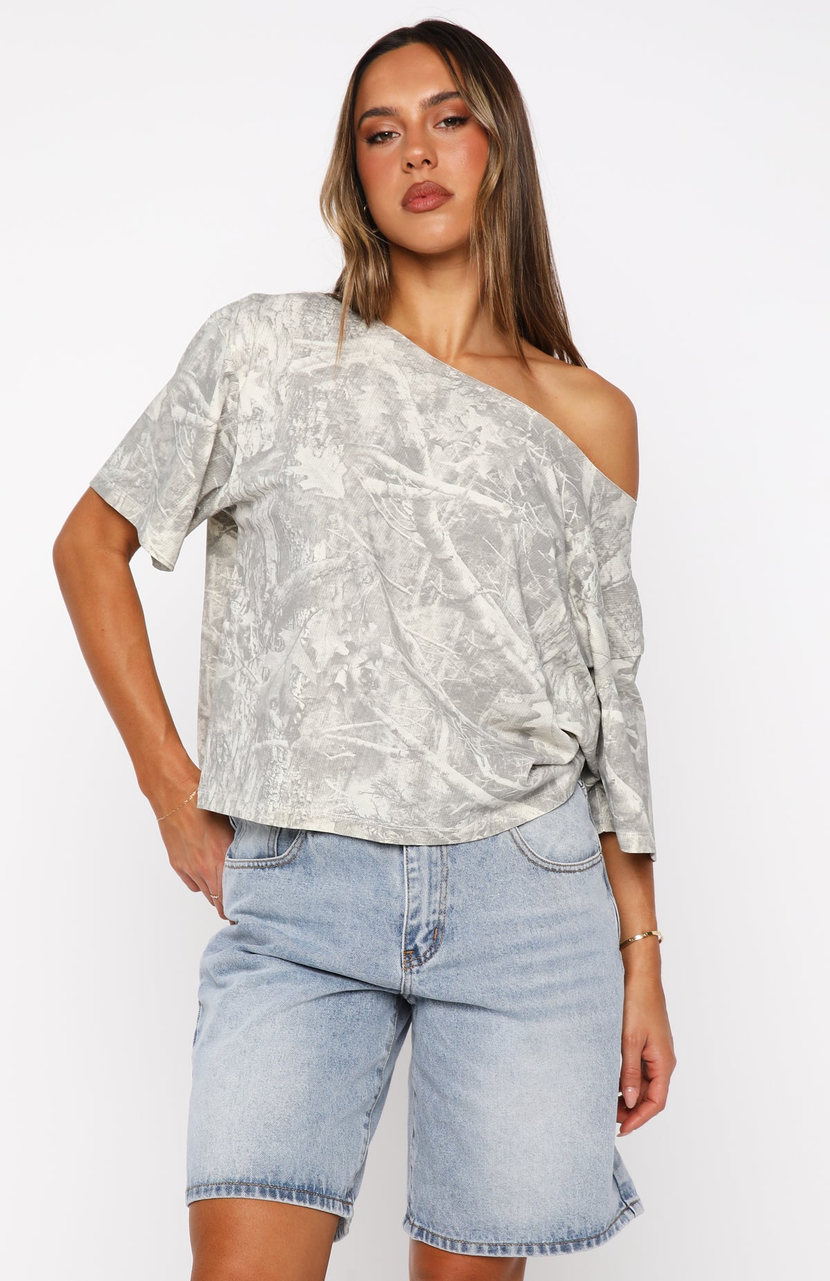 Travel The World Off Shoulder Oversized Tee Light CamoXS/S